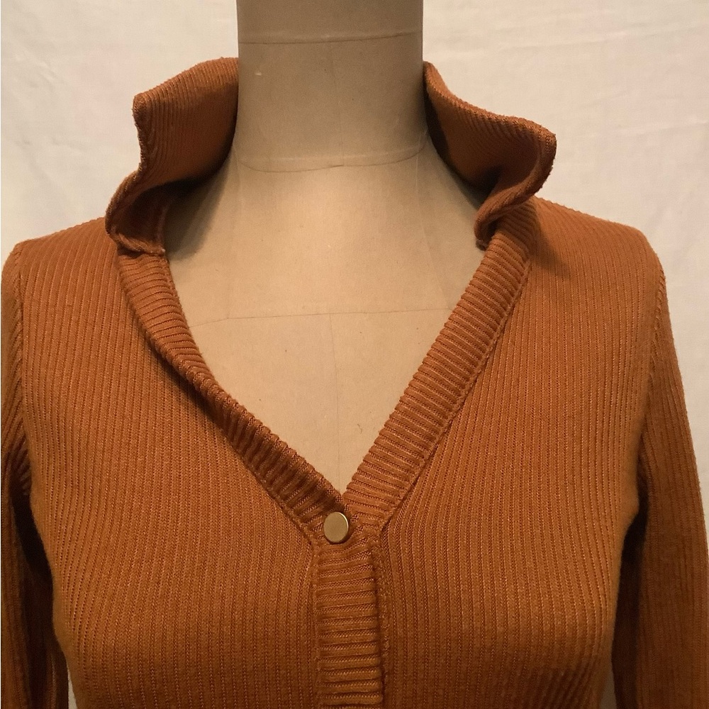 Free Assembly Women's XS Button-Up Orange Sweater - Picture 5 of 11